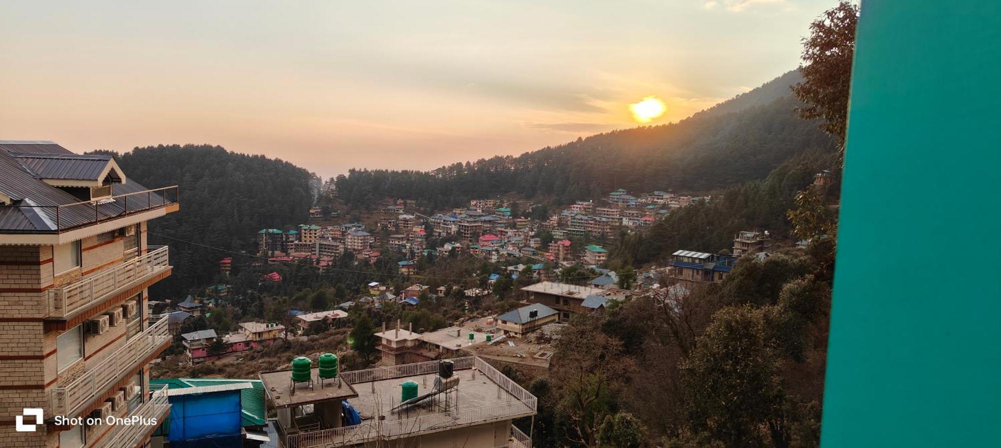 Jagatram Niwas Guesthouse Dharamkot Dharamsala Exteriér fotografie